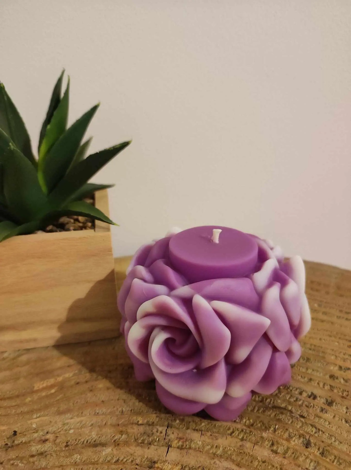 Bougie Moulée Cerise Noire Explosive-Cire Naturelle & Parfum de Grasse - Les Senteurs de Lilie