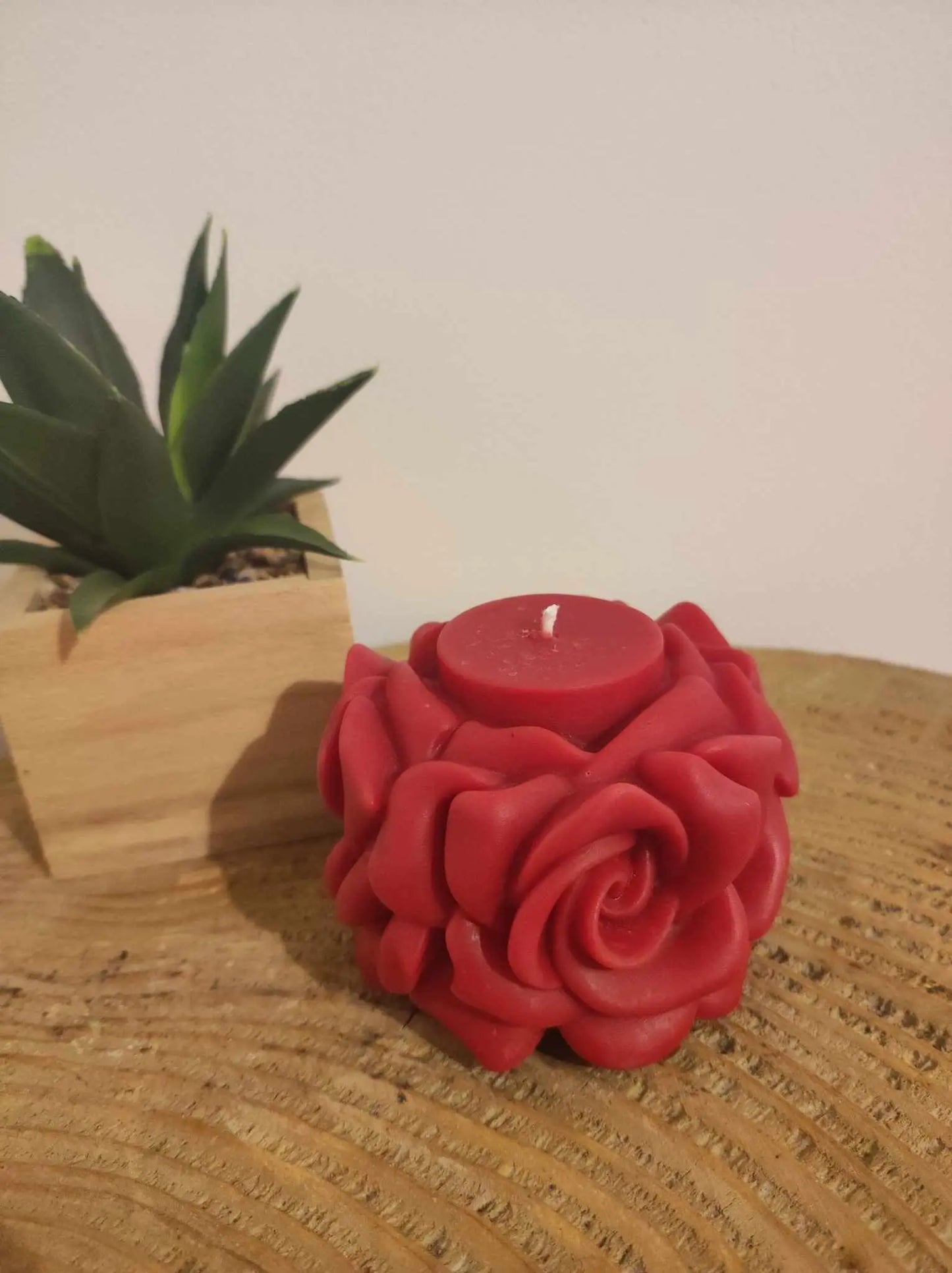 Bougie Moulée Pink Love-Cire Naturelle & Parfum de Grasse - Les Senteurs de Lilie