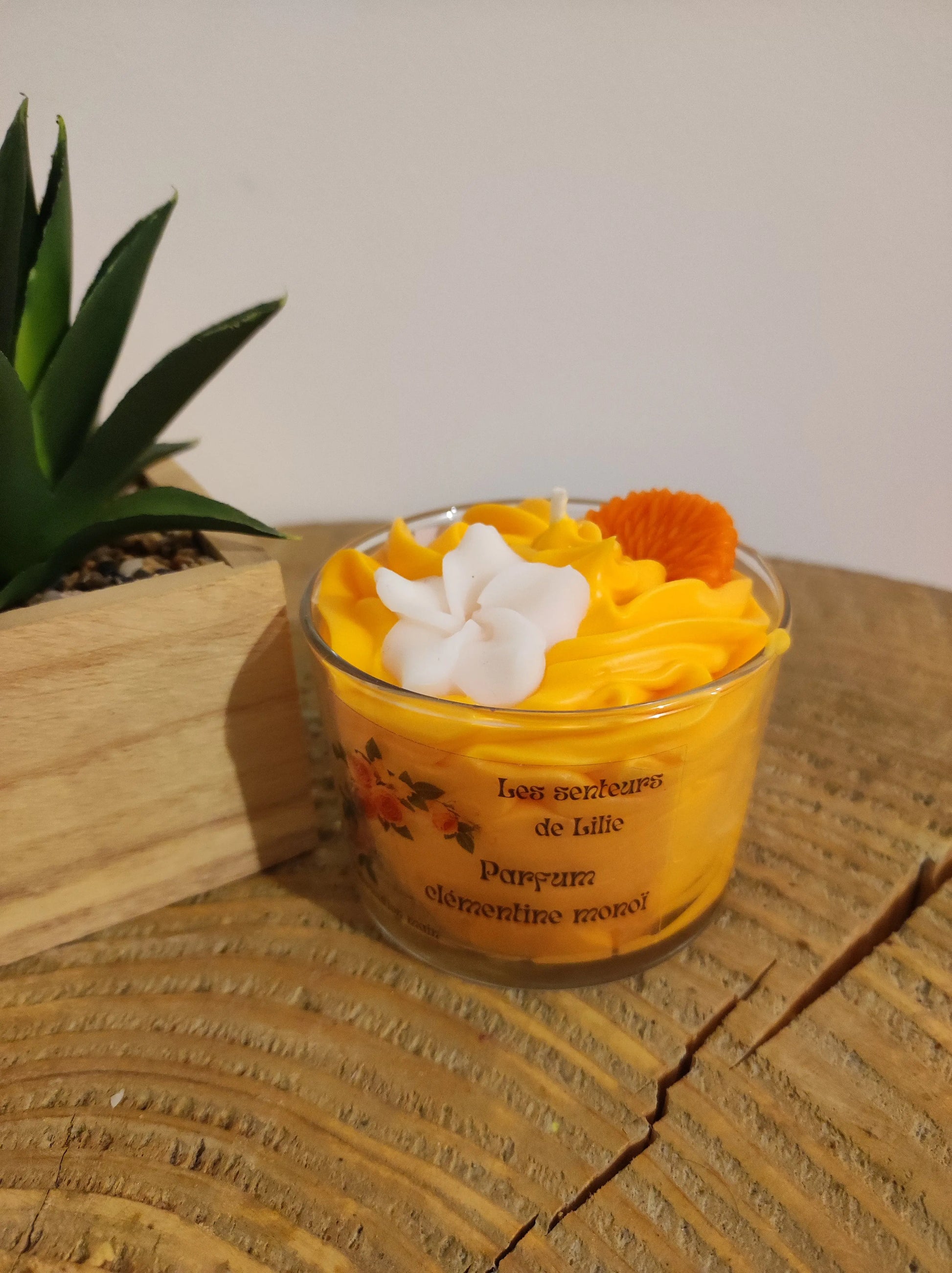 Bougie gourmande Clémentine Monoï-Cire Naturelle & Parfum de Grasse - Les Senteurs de Lilie