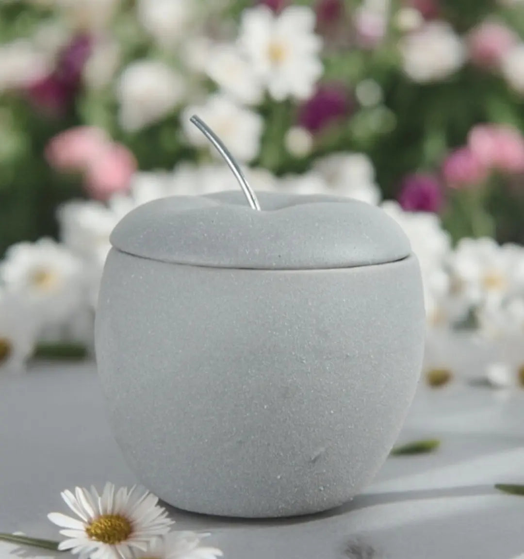 Brûle-Parfum Pomme en Céramique – Diffuseur Élégant pour Cires et Huiles Essentielles - Les Senteurs de Lilie