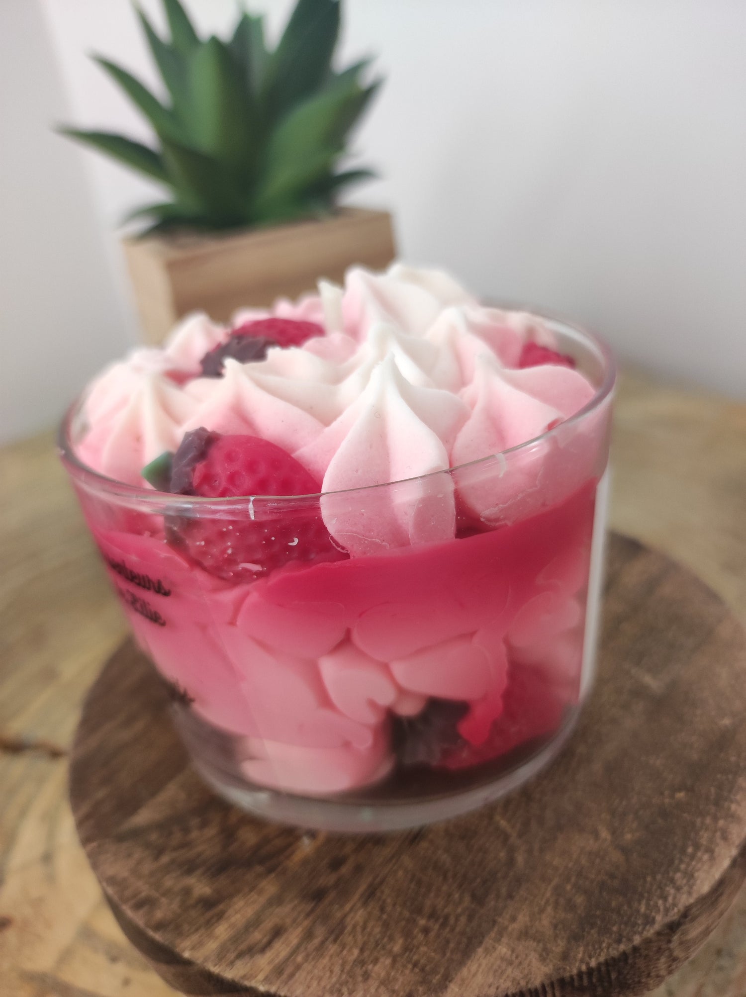 Bougie gourmande Fruits Rouges-Cire Naturelle & Parfum de Grasse Les Senteurs de Lilie